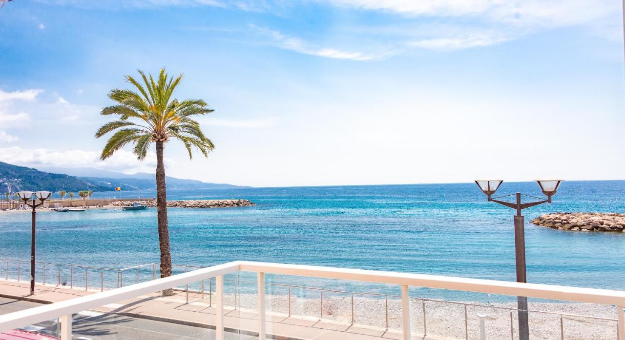 Hotel Et Appartements Reine D'Azur Roquebrune-Cap-Martin Exterior photo