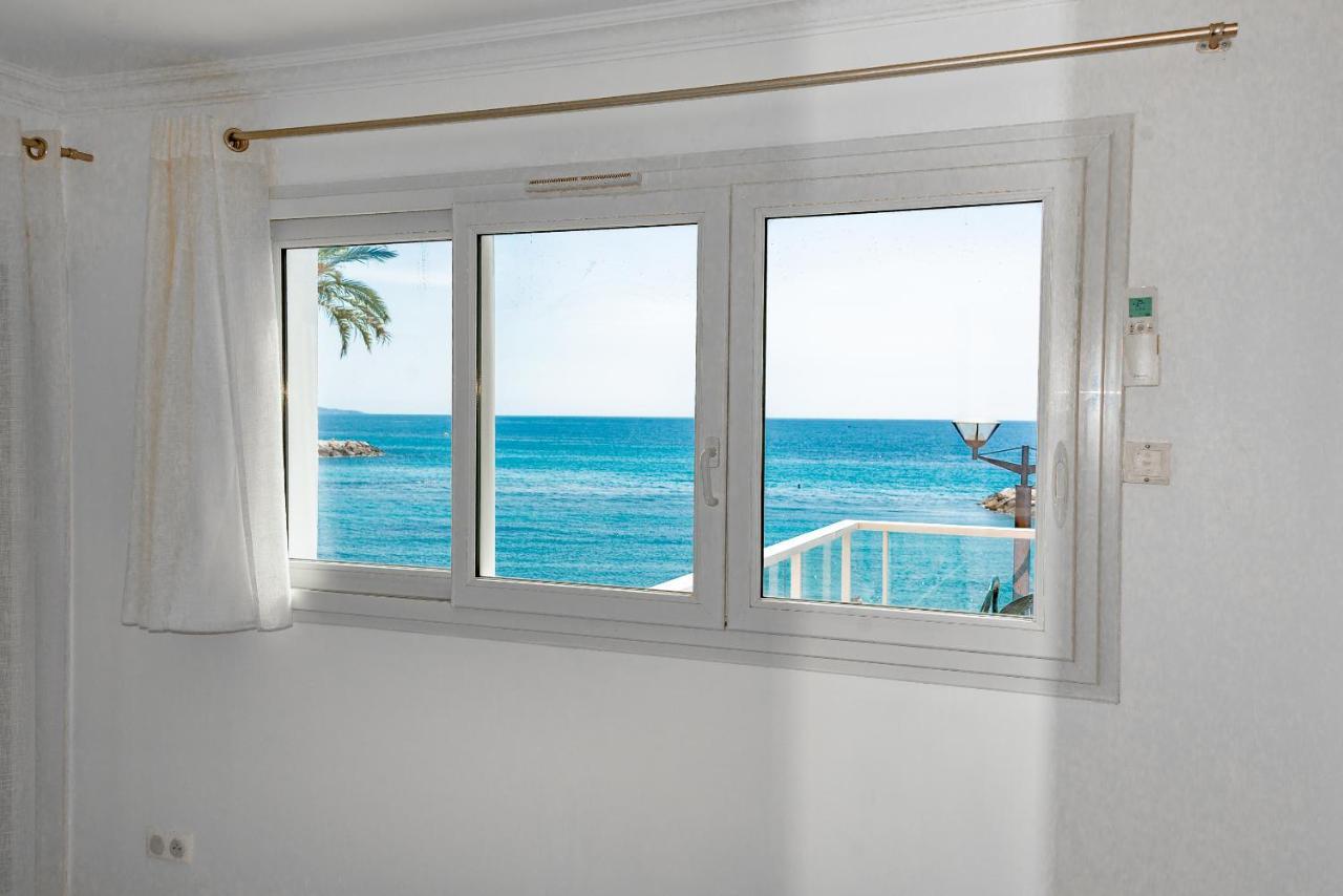 Hotel Et Appartements Reine D'Azur Roquebrune-Cap-Martin Exterior photo