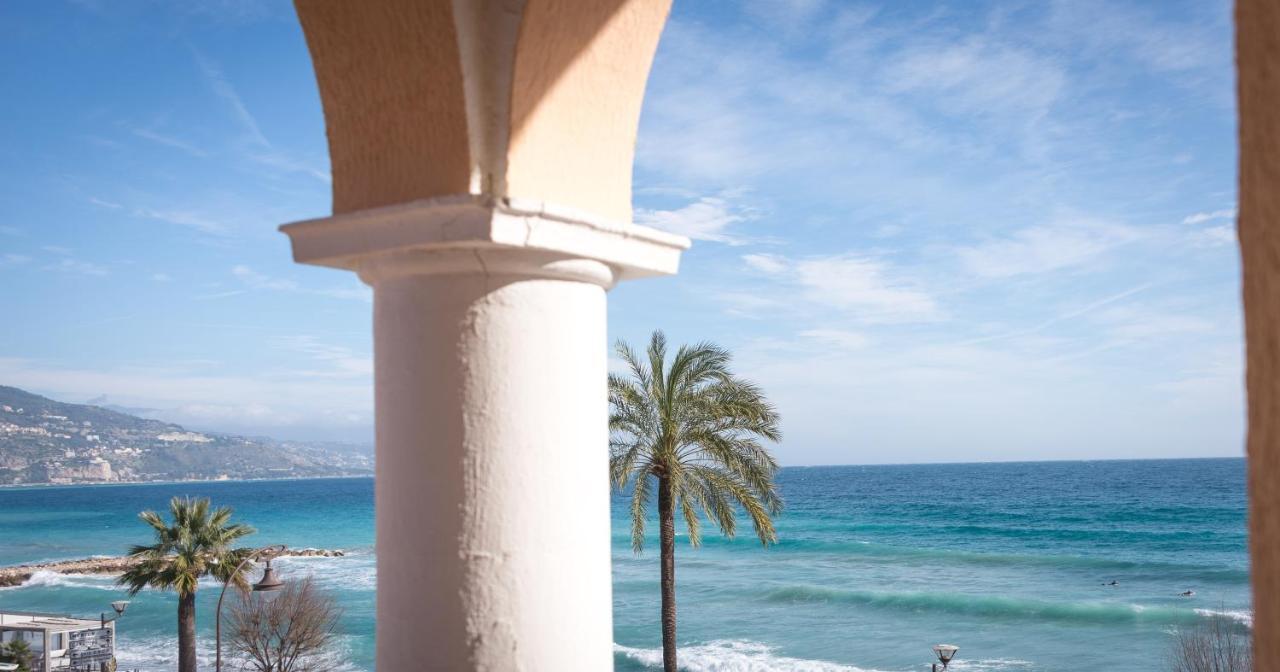 Hotel Et Appartements Reine D'Azur Roquebrune-Cap-Martin Exterior photo